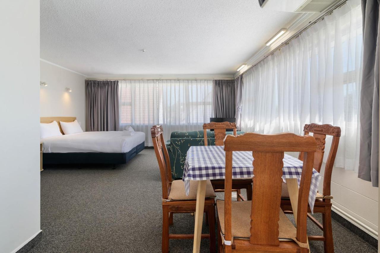 Thermal Oak Motel Роторуа Экстерьер фото